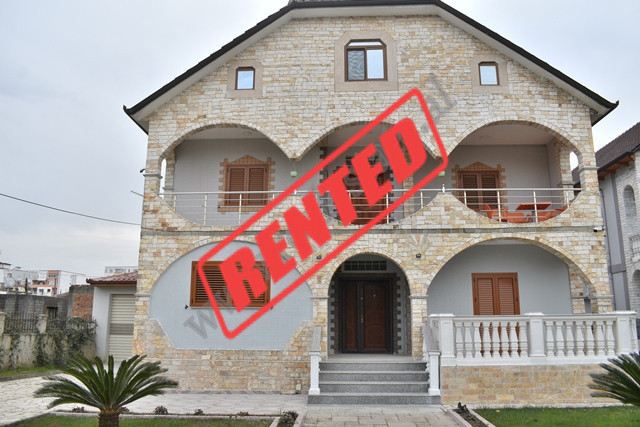 Three-story villa for rent&nbsp;located in Rrok Kola street near QTU in Tirana.&nbsp;
It has a tota